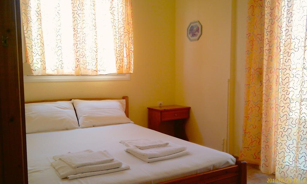 Hotel Giorgio Kallithea  Phòng bức ảnh
