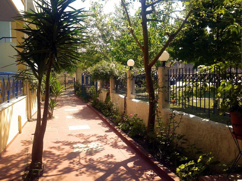 Hotel Giorgio Kallithea  Ngoại thất bức ảnh